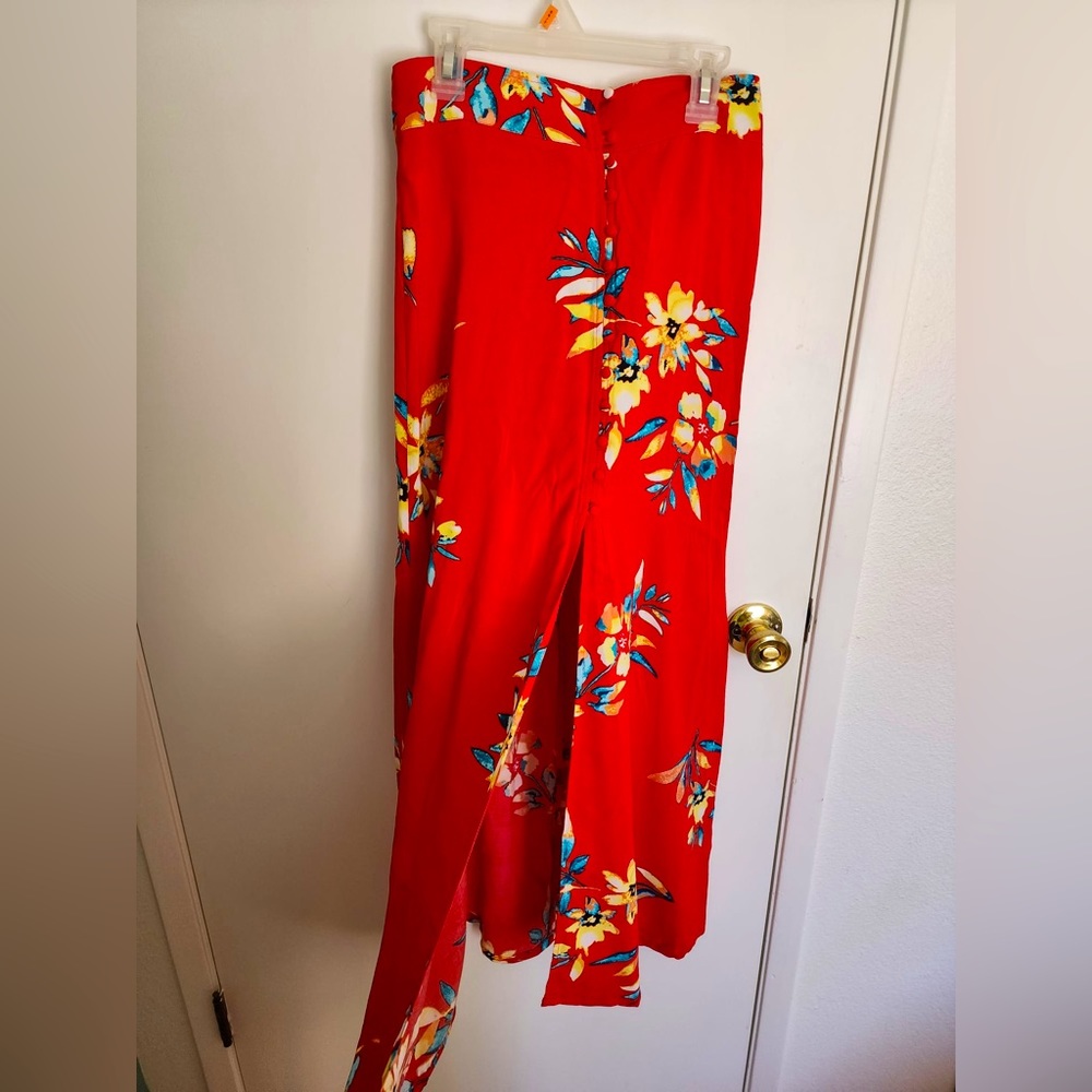 Front slit red maxi skirt in XS